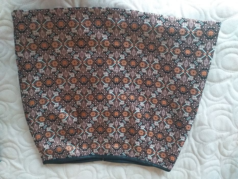 Piękna Spódnica r. 40