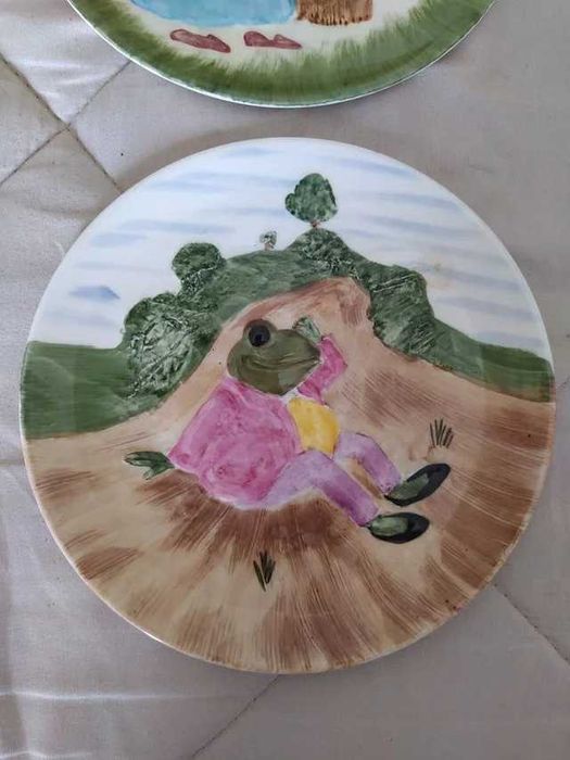 Pratos "The Wind in the Willows" Crown Staffordshi