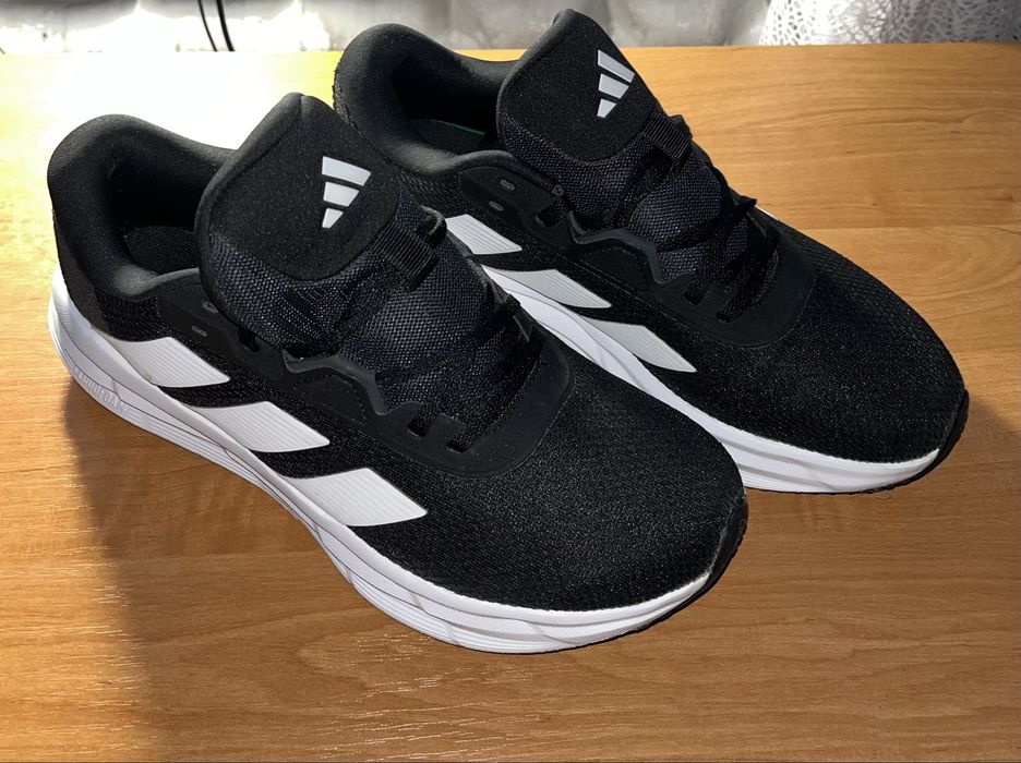 Кросівки Adidas, оригінал