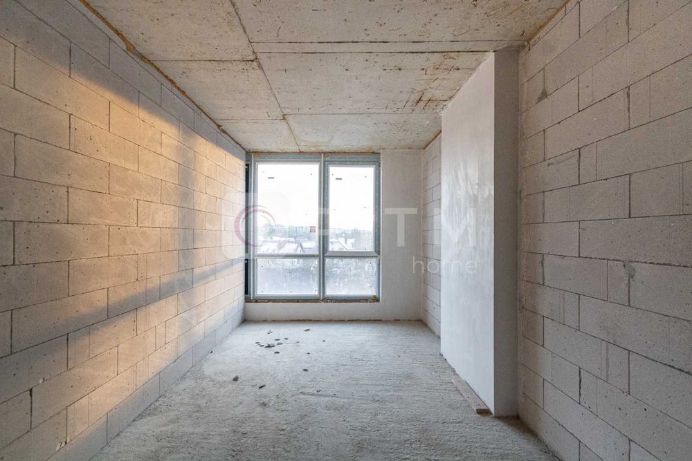 Простора 2-кімнатна квартира 66 м² у сучасному ЖК Manhattan UP