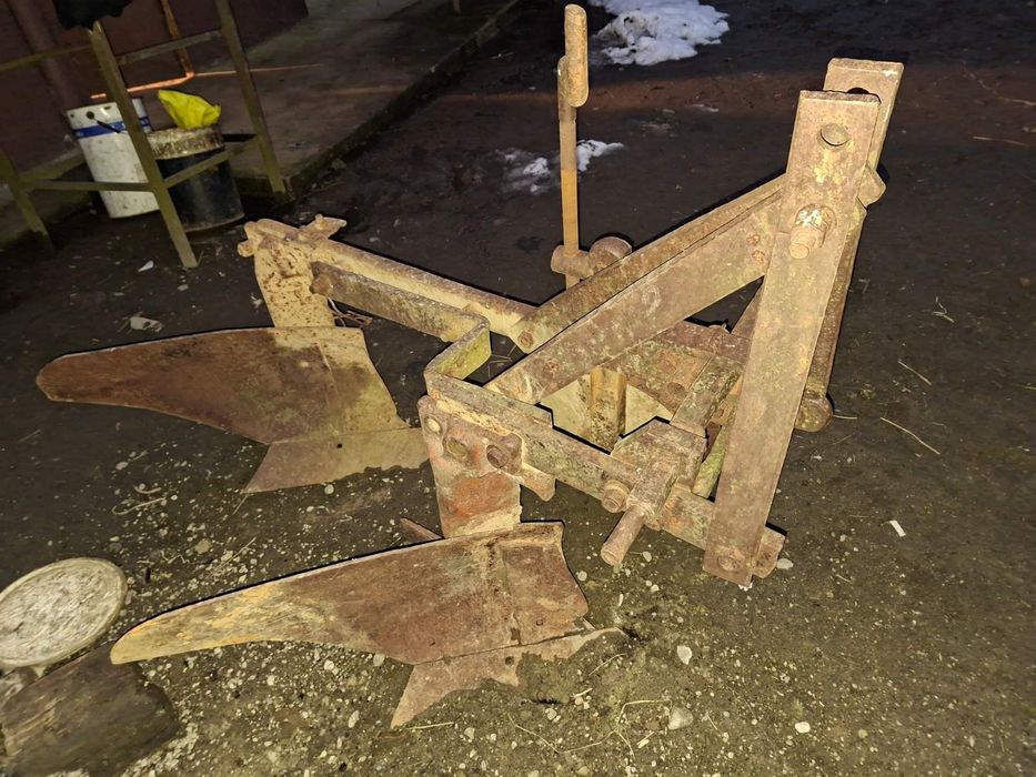 Плуг 2 35 заводський