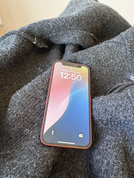 Iphone 12 mini red