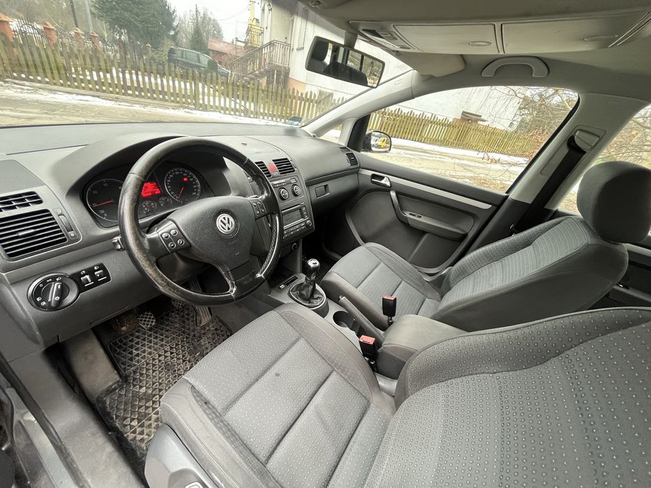 Touran 2.0 tdi 7-osobowy
