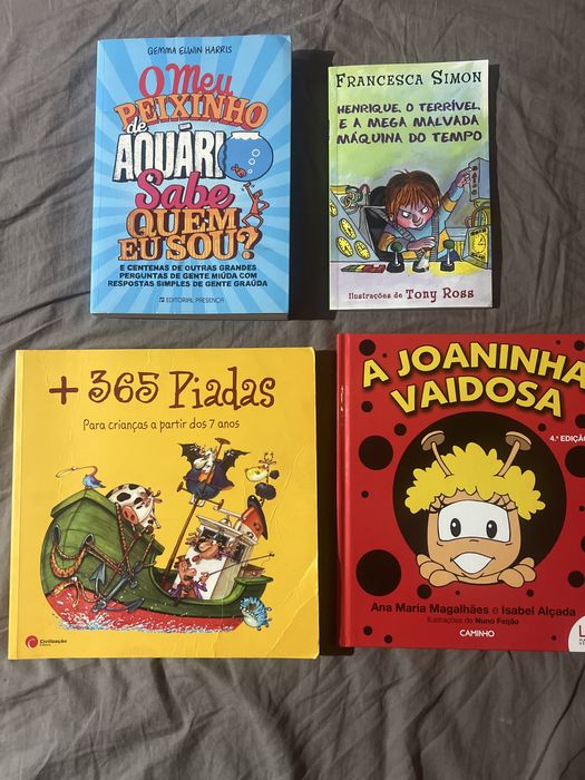 Livro infantis diversos e puzzles