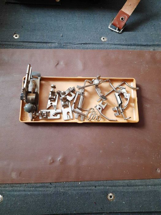 Швейная машина Подольск 142