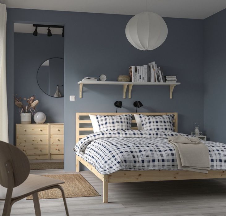 Cama IKEA TARVA em madeira maciça