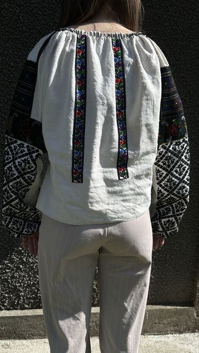 Сорочка борщівська