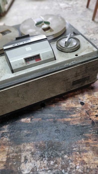 Magnetofon zk 140 t