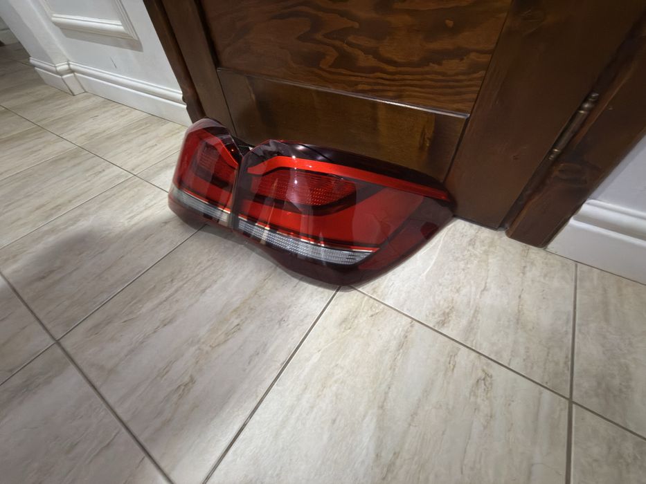 Tylnie lampy bmw x1 f48