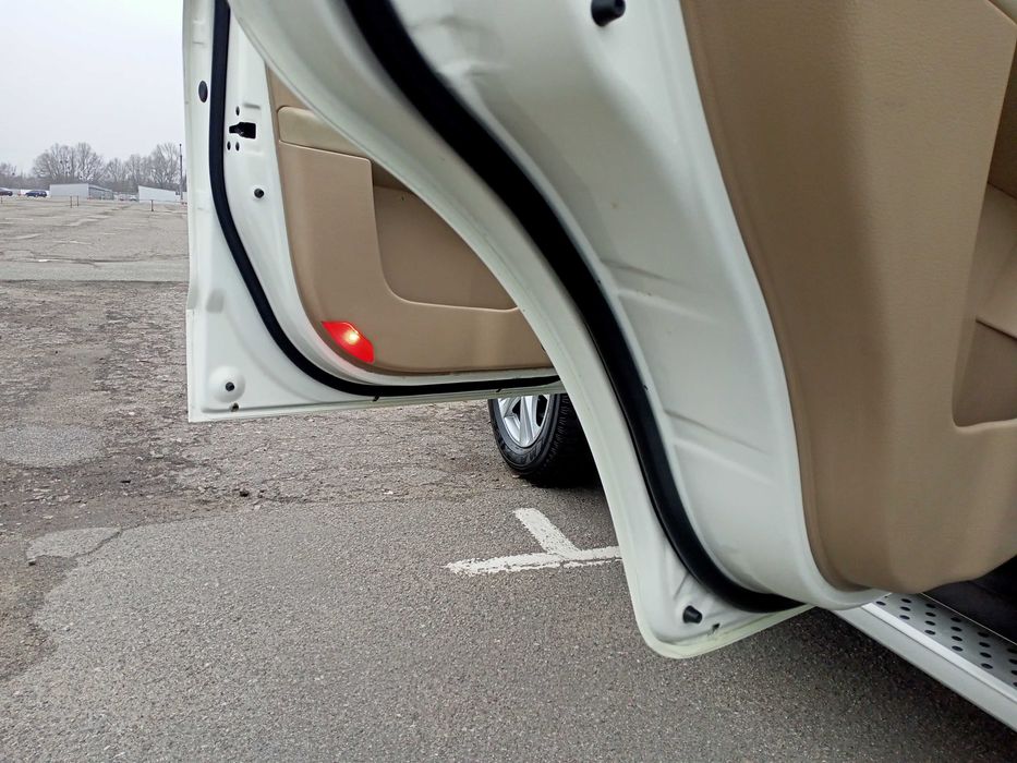 Официальный HYUNDAI SANTA FE, в идеальном состоянии!