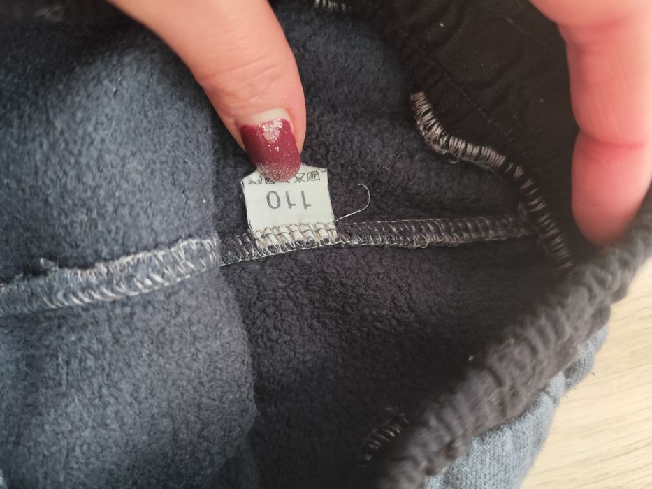 Spodnie dresowe rozmiar 110