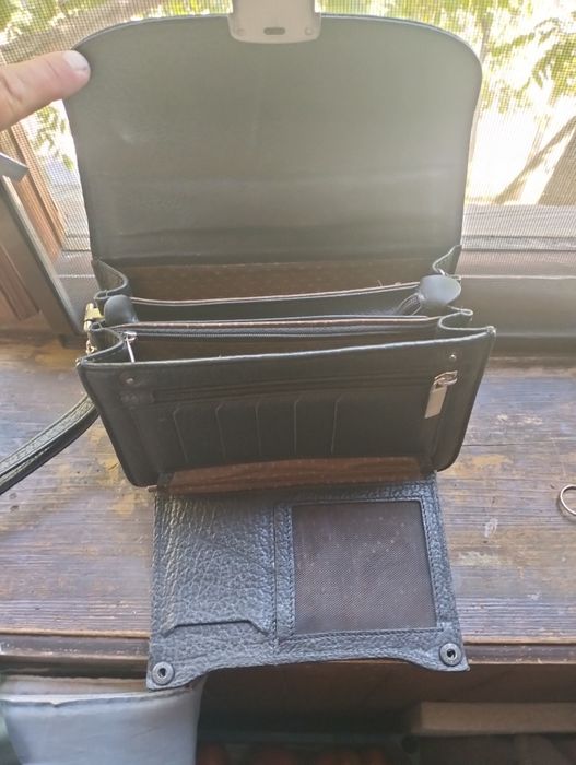 Барсетка шкіряна 2000 років.