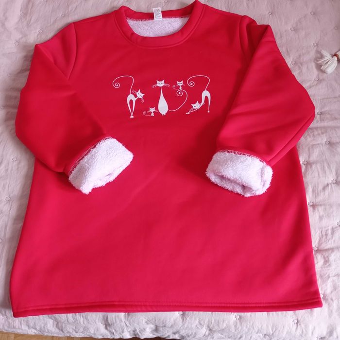 Bardzo ciepła bluza dresowa długa