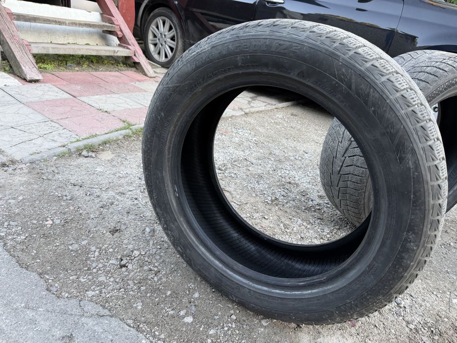 Шины зимние 215/55R17