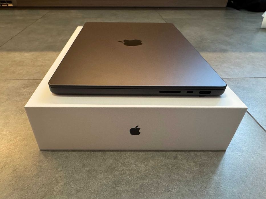 APPLE MacBook Pro 14 M4 Pro - 24 GB RAM - 1TB - CZARNY - IDEAŁ