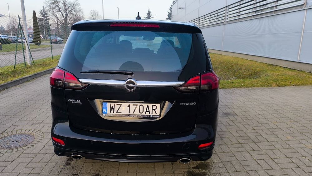 Opel Zafira biturbo 195kM OPC 2013