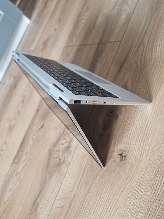Notebook HP Elitebook dotyk