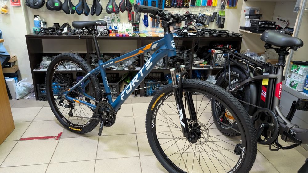 Велосипед Forte COMPASS 26" рама алюминиевая 15"