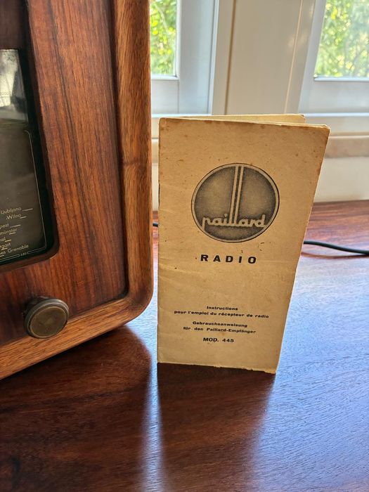 Rádio a válvulas 1939 Paillard Mod. 445