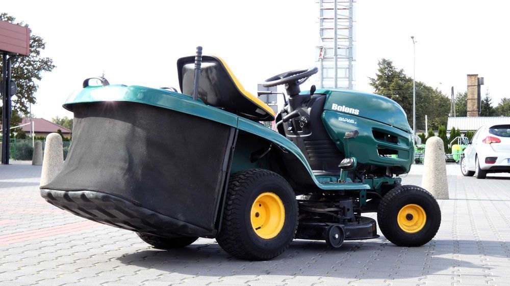 Traktorek kosiarka Bolens Briggs&Stratton (230902.5) - Baras