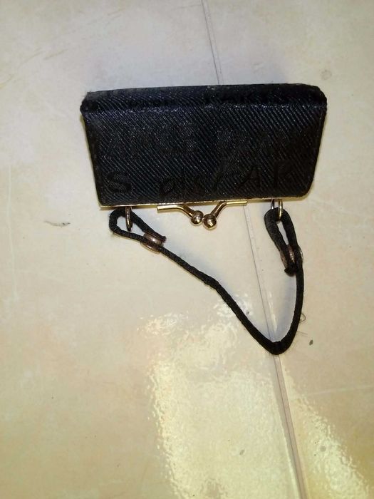 porta moedas senhora muito antigos em bom estado