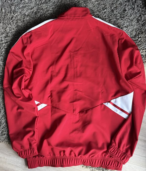 Casaco de Entrada Benfica 2022/23 Original – Tamanho M