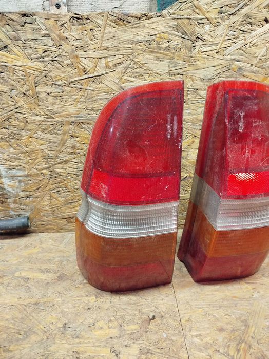 Ліхтар стоп задній  Форд Ескорт універсал