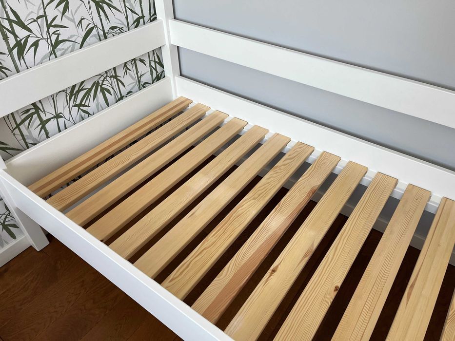 Drewniane łóżko domek 80cm x 160cm firmy Nizio Home