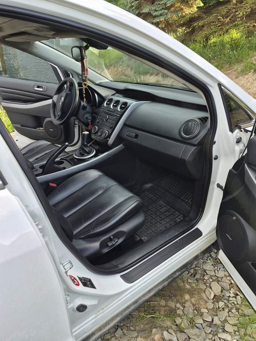 Sprzedam mazda cx-7 skóra 4x4 długie opłaty