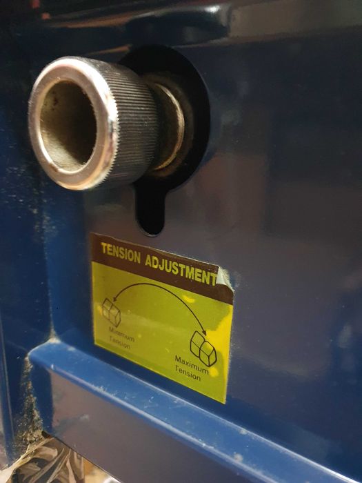 Máquina de cintar semi Automática