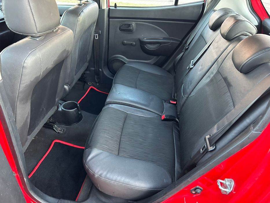 Kia Picanto 2010 1.0i zadbana