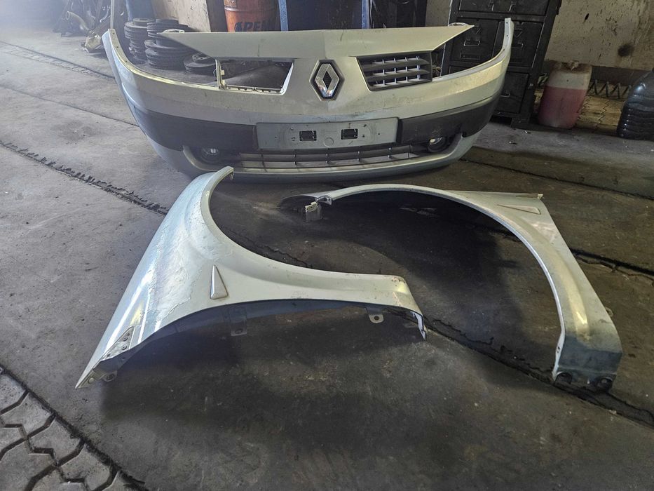 Передній бампер і крила на Рено Меган 2 (до рестайлінг)
