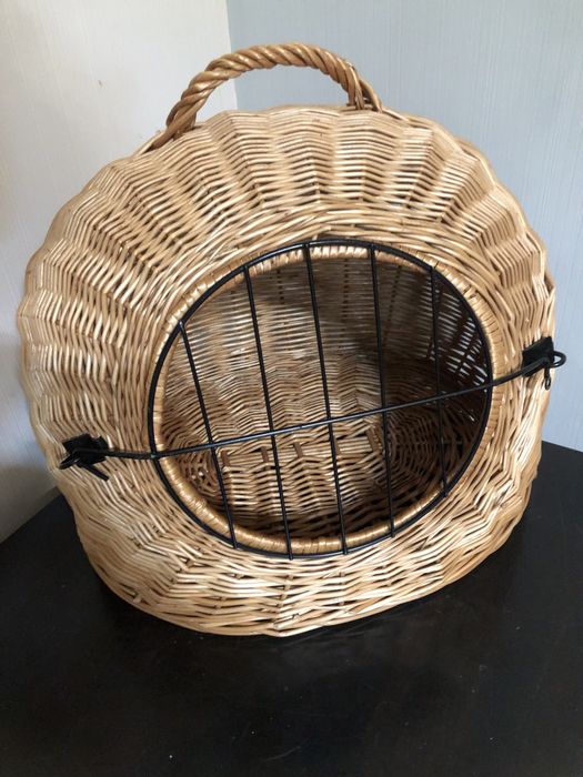 Хатка-переноска для кота