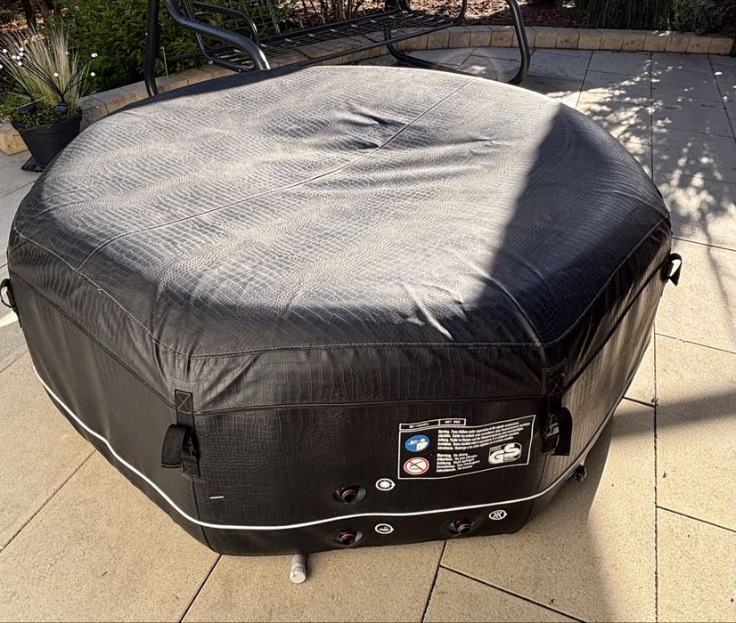 Jacuzzi ogrodowe NetSpa PYTHON dmuchane