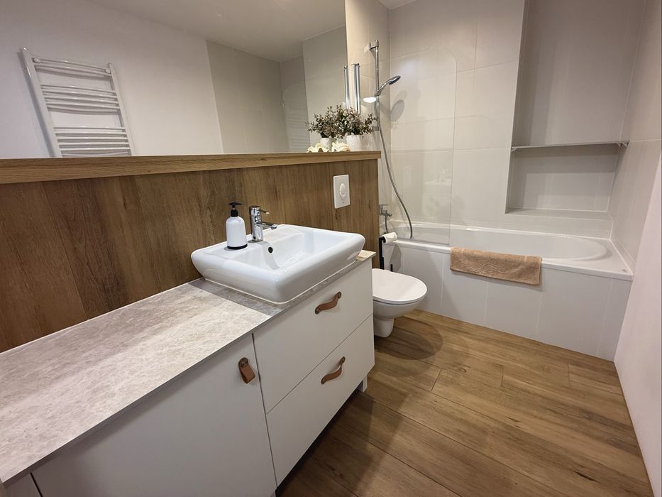APARTAMENTY Noclegi nad morzem w Hotelu Maloves przy plaży BEZPOŚREDNIO