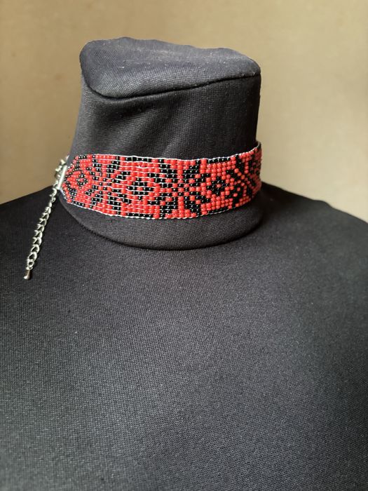 Кольє з чеського бісеру