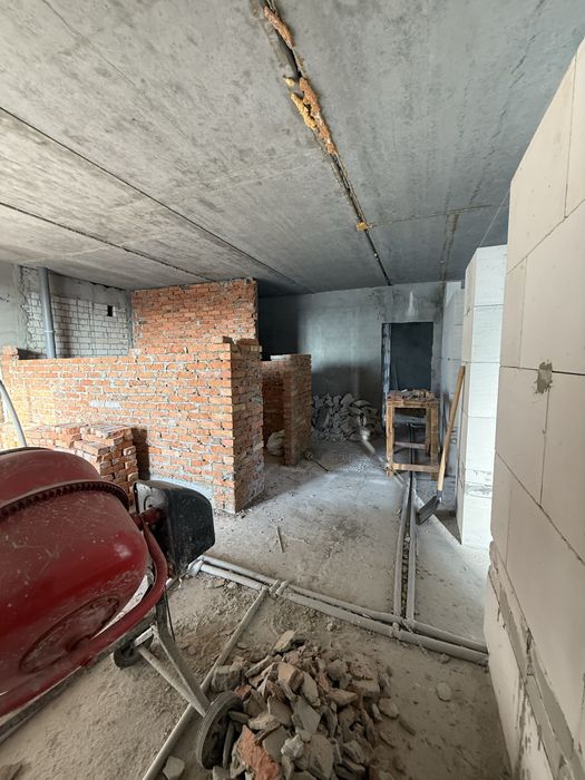 97 метрів в Новобудові, центр міста, без комісії для покупця