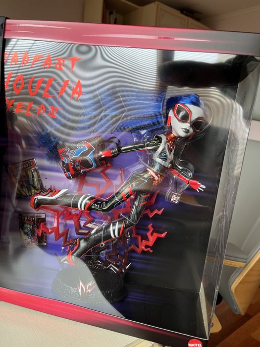 Лялька  Монстер хай / Monster high Твайла Гулія  Венздей