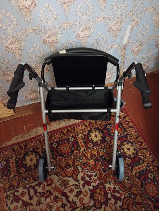 Ролатор - ходунки з кошиком. Нові. Складні.Міцні та легкі. Складні.