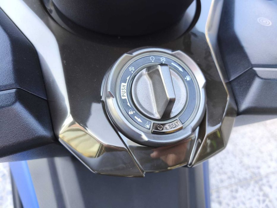 Kymco AK 550 c/ 53cvs