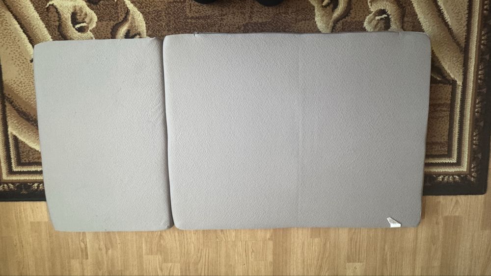 Materac składany (turystyczny)