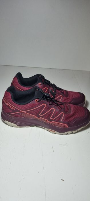 Salomon 41 1/3.           .