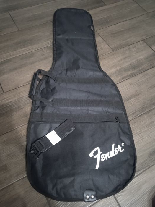Fender Чехол-рюкзак на гитару 105x40см