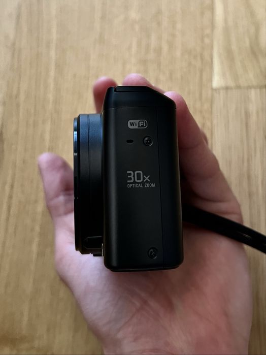 Sony HX50  як НОВИЙ повний комплект