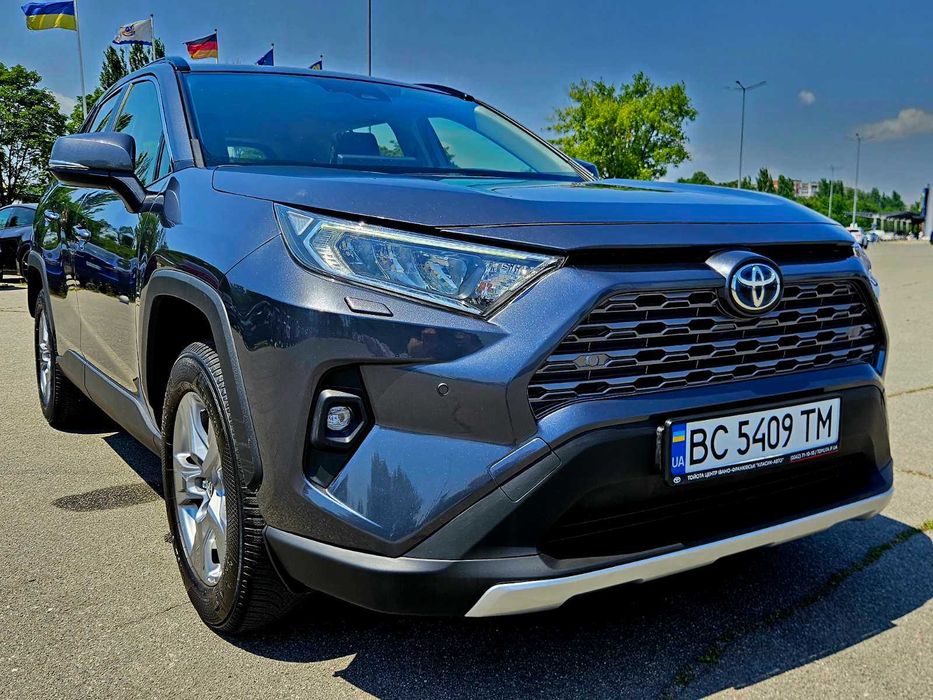 Toyota RAV4 2024р 2.5 гібрид офіційний