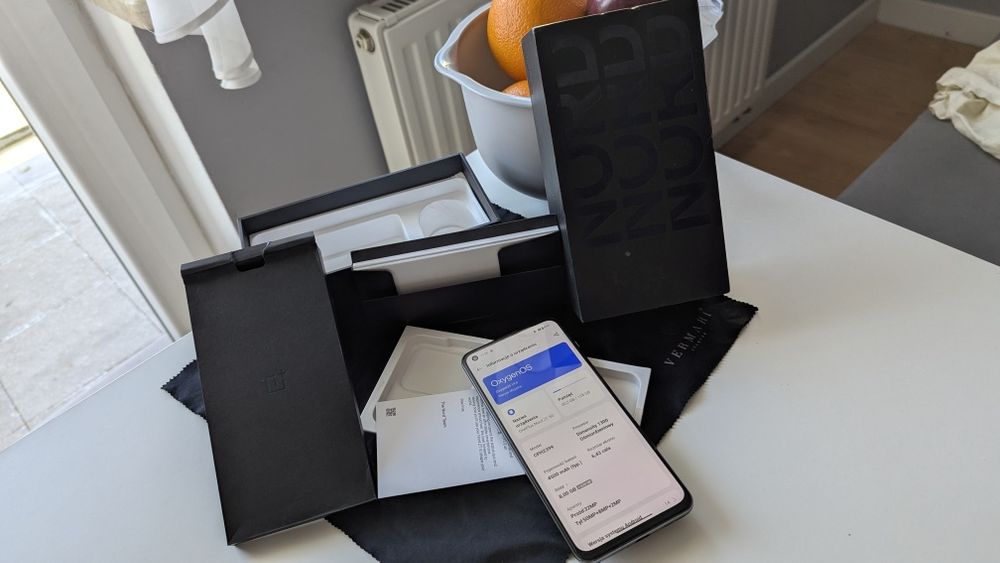 Oneplus nord 2T 8/128