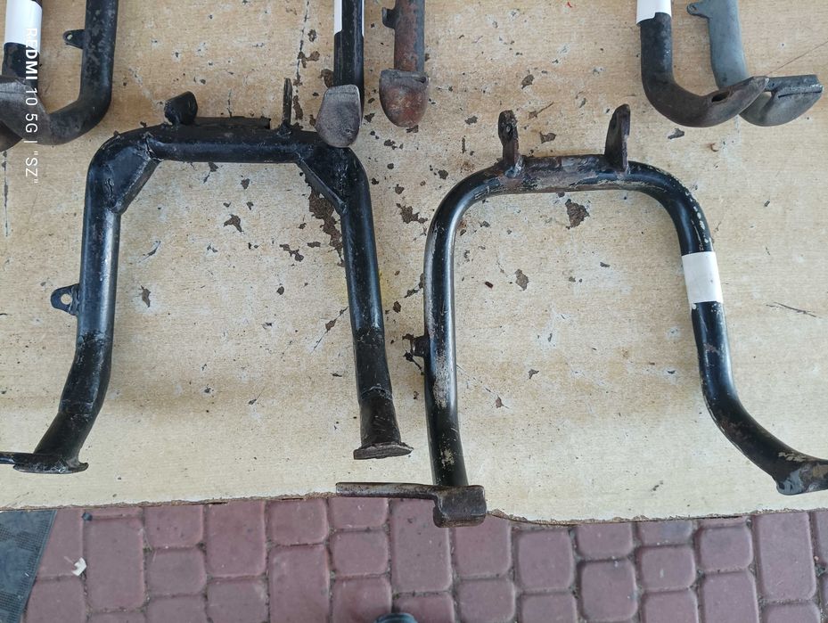 WSK - części - stopki centralne - 4 sztuki