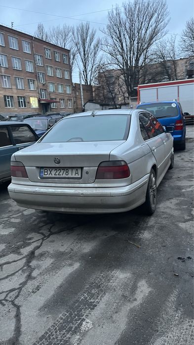 Bmw e39 520i Бмв е39