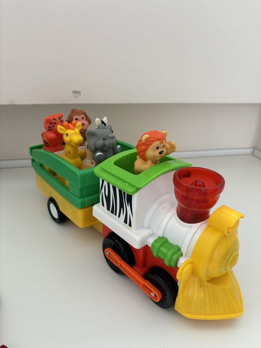 Потяг Fisher Price