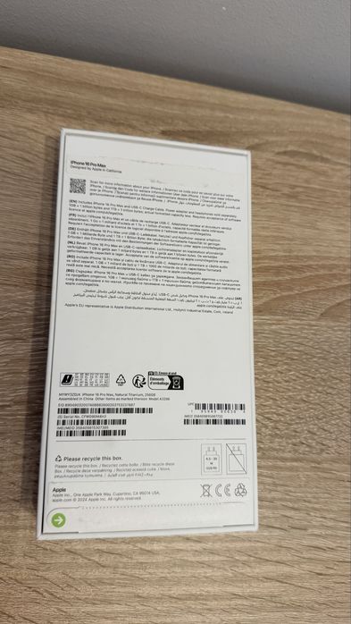 iPhone 16 Pro Max 256GB Natural Titanium